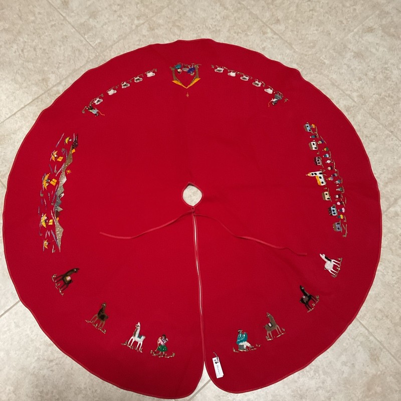 44” TREE SKIRT, HANDMADE IN BOLIVIA, NWT