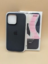 Apple Silicone Case with MagSafe for iPhone 14 Pro Max - Midnight