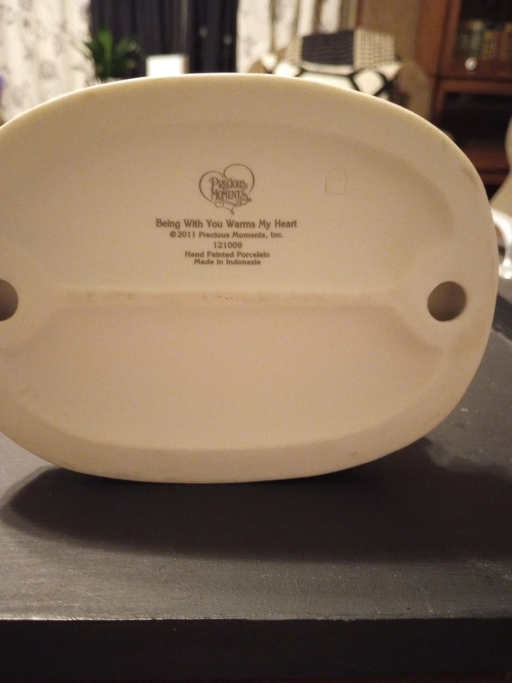 Precious Moments Being With You Warms My Heart 121009 Cute Christmas Couple - Image 2 of 2