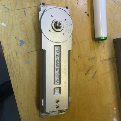 Dorma RTS88 NHO 105 W 5MM SZ3 Non-Hold Open Overhead Concealed Closer