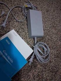 Wii U (32g) With Gamepad Cradle