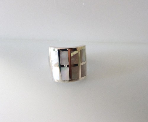Sterling Silver Square Shaped White Mother Of Pearl Ring - Picture 19 of 19