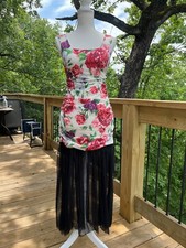 Woman’s beautiful floral Dress size S