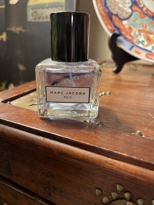 マークジェイコブス　スプラッシュ　レイン　オードトワレ　100ml マーク ジェイコブス / スプラッシュ レインの公式商品情報