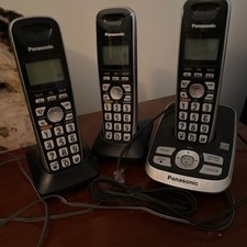 Panasonic Cordless Phones KX-TGA421B 3 Handsets With Answering Machine Base
