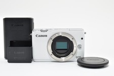 Canon EOS M10 Mirrorless Camera Body Excellent Condition with Charger