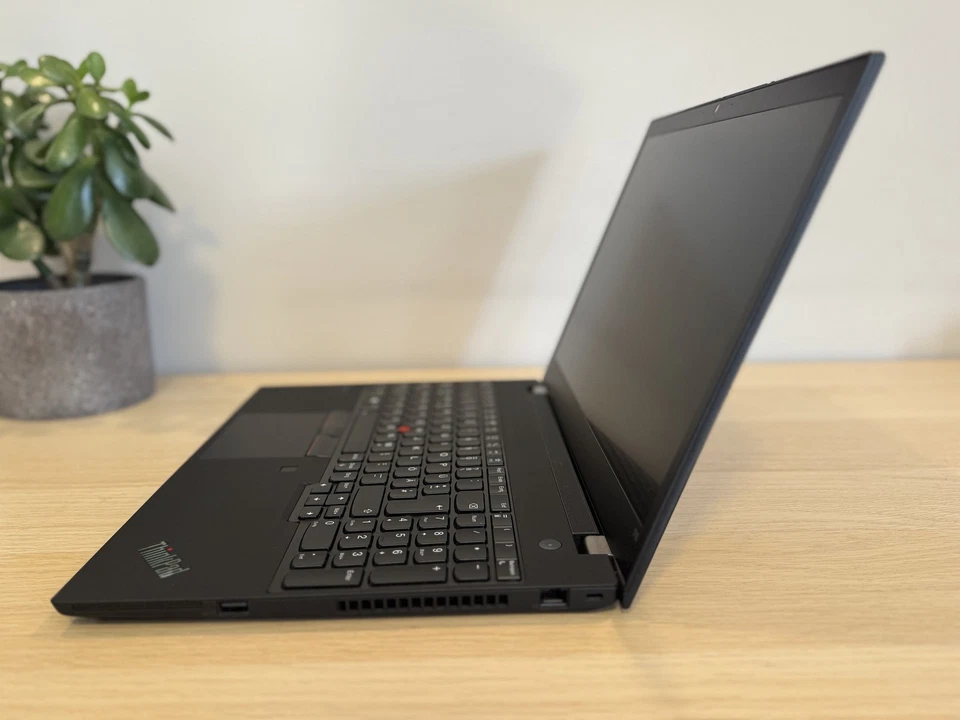 Lenovo ThinkPad T15 G1 · i5-10210U · 16GB · 1TB, Foto 4 von 5