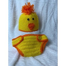 3 -6 Months Baby duck diaper cover, crochet baby hat, baby picture, photo prop