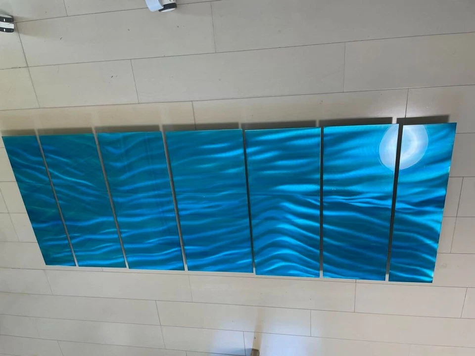 Arte de pared de metal John Allen 7 paneles "Aqua Blue Wave" aluminio grado aeronáutico EE. UU. Foto 2 de 3