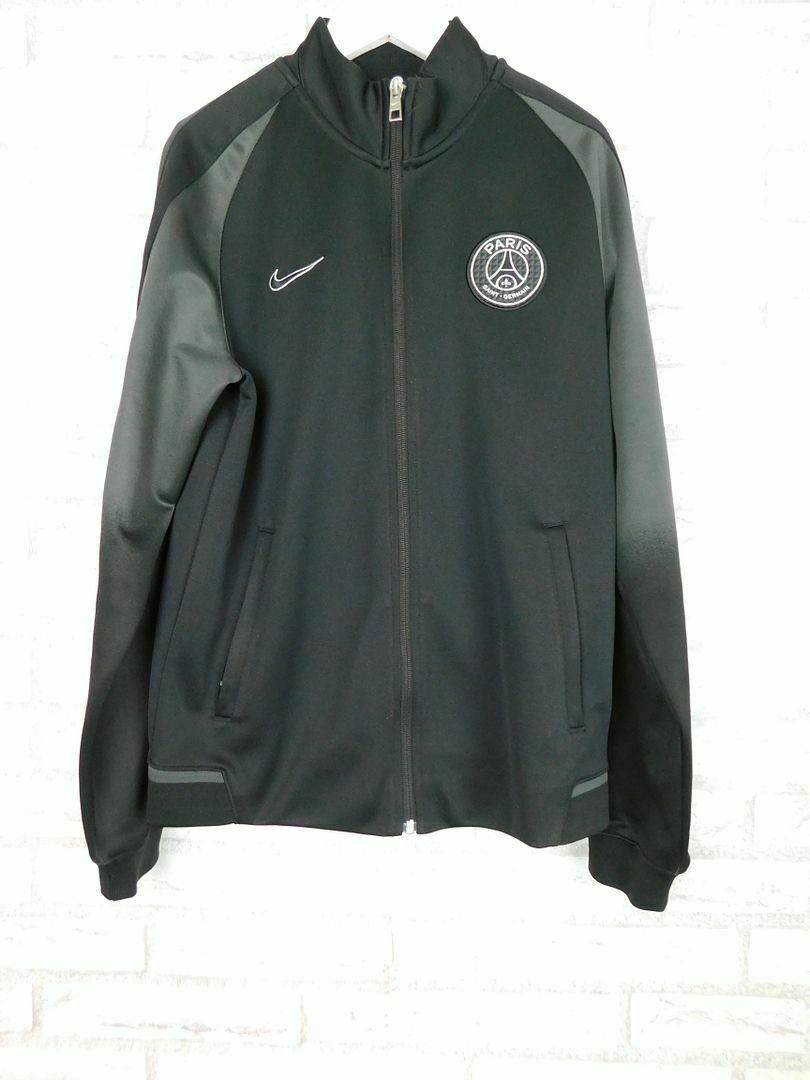 Nike Paris Saint-Germain PSG Black Full Zip Track Jacket Nike Paris Saint-Germain PSG Black Full Zip Track Jacket