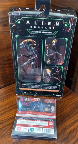 Alien Romulus 4K Steelbook (U.K)-NEW-w/PROTECTIVE SLEEVE + NECA Figure-Free S&H! - Picture 5 of 5