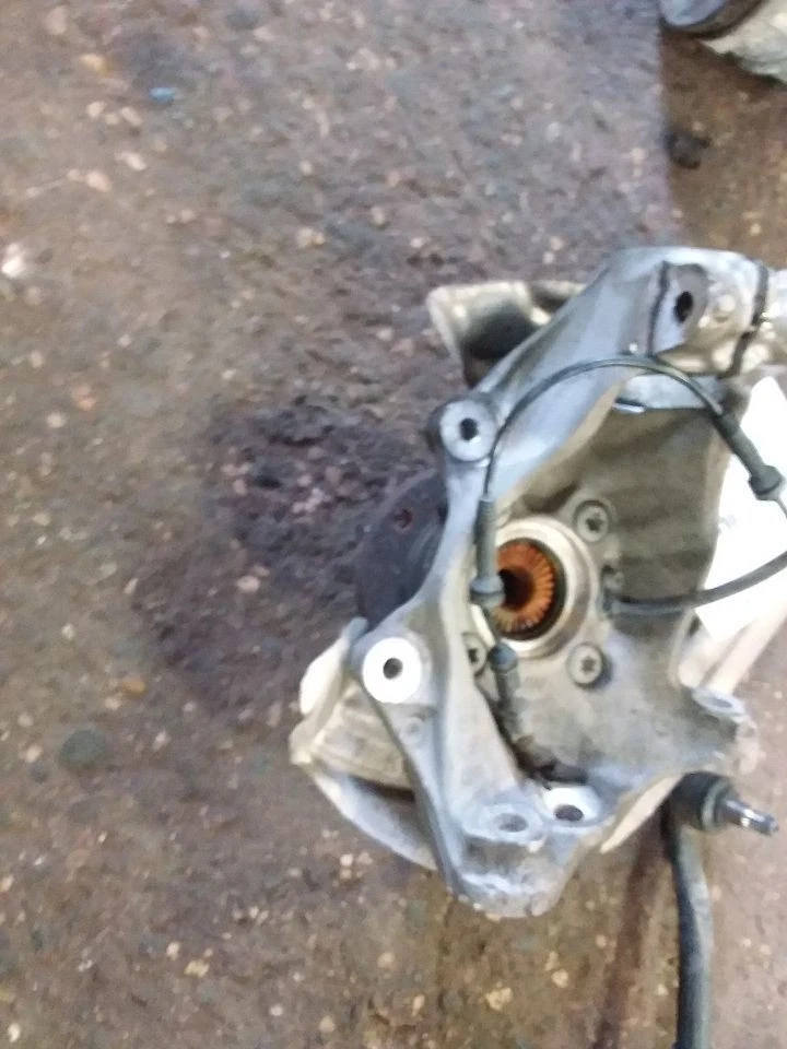 Husillo/nudillo delantero izquierdo del conductor para BMW 330i GT 700743 17-19 Foto 3 de 4