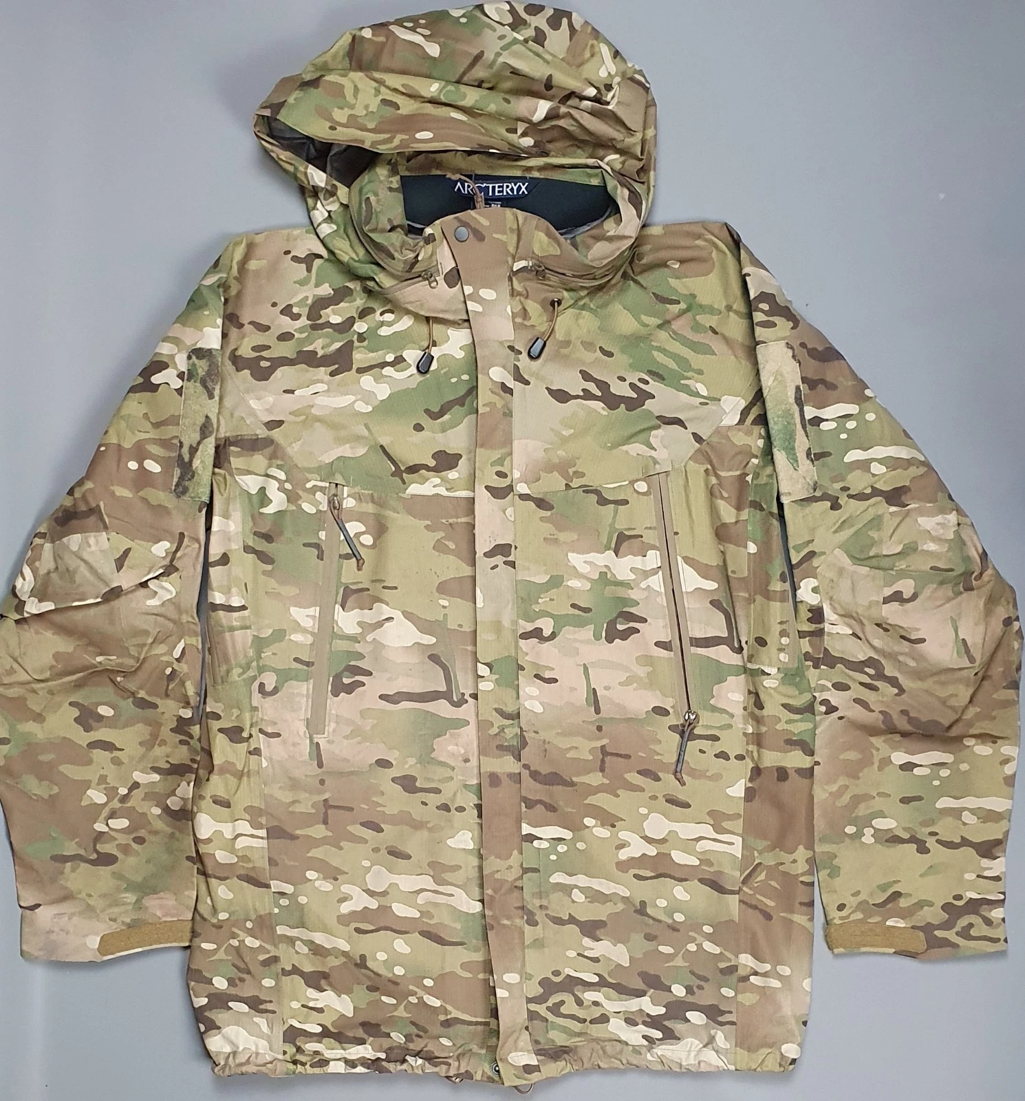 Mens Arcteryx LEAF Multicam Jacket Alpha Gore Tex, Waterproof Size Large
Opens in a new window or ta