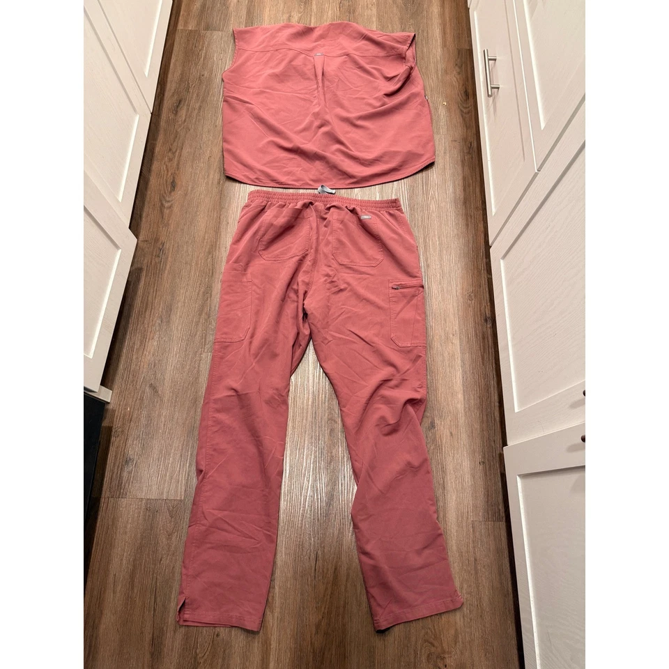 Conjunto Médico FIGS Para Mujer Top Pantalones Rosa Polvoriento Colección Técnica XL Foto 3 de 4