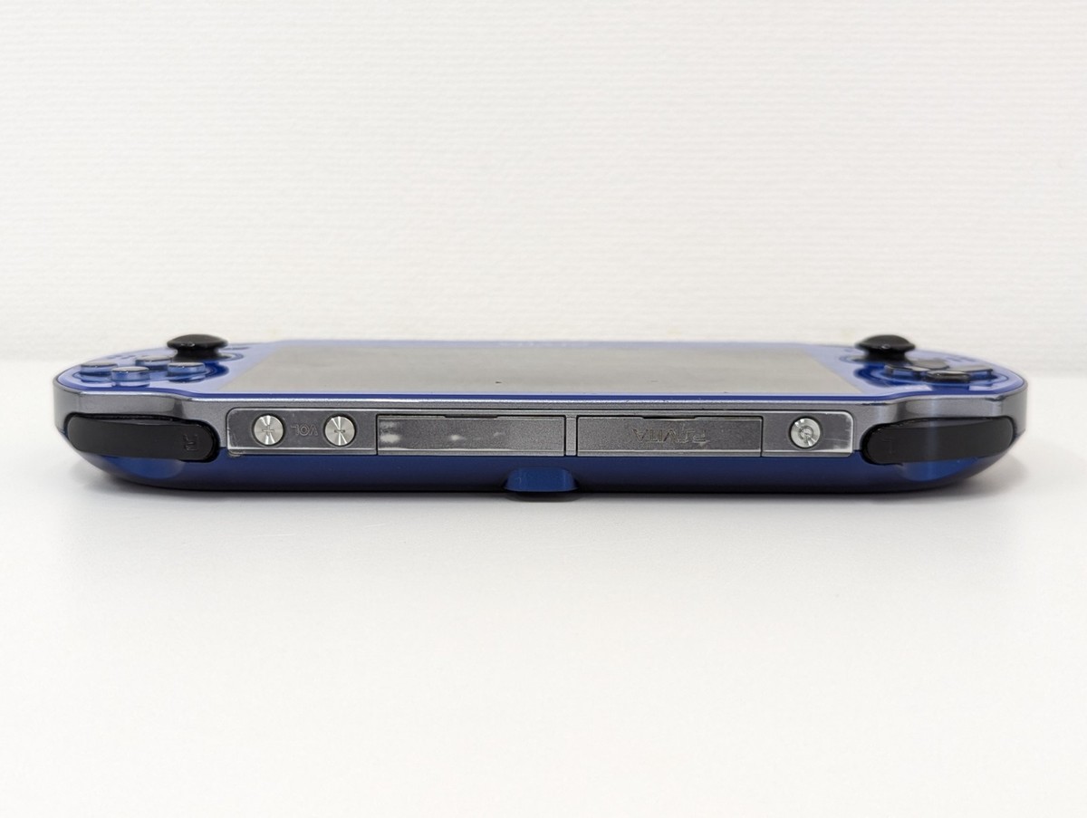 L2048 Ship Free Sony PS Vita PCH-1100 console Blue Handheld