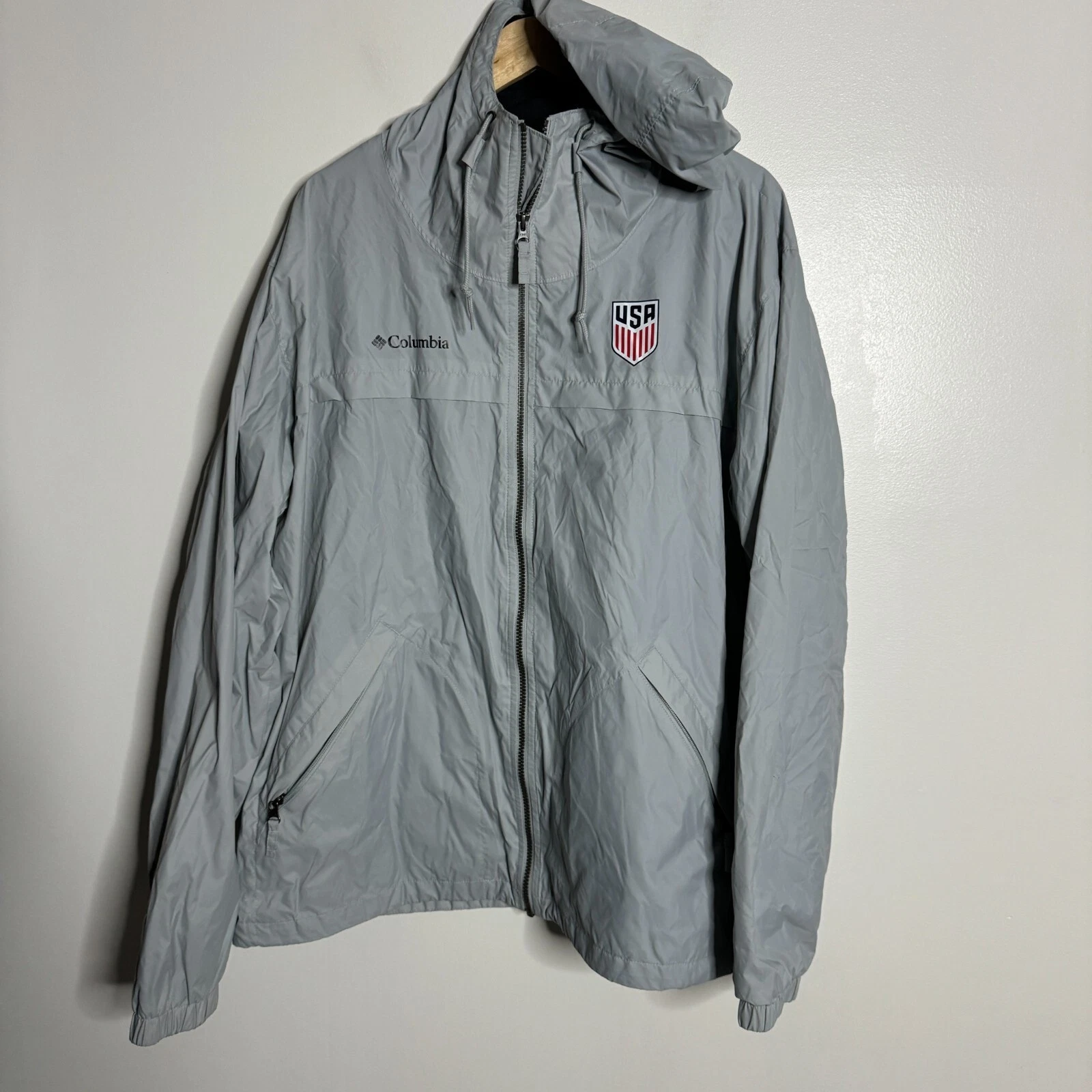 Columbia Windbreaker Jacket Mens XXL Gray USA Soccer Full Zip Hooded Lightweight