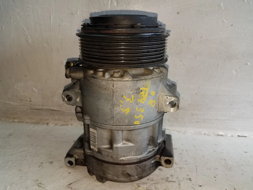 Compresor de aire acondicionado Lexus RX350 2007-2009 3,5 L CG447260-1076 (ZC90) Foto 3 de 4