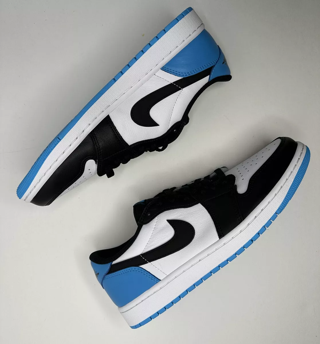 DS | Nike Air Jordan 1 Low Retro OG | Men Size 10.5 | Powder Blue CZ0790-104 DS | Nike Air Jordan 1 Low Retro OG | Men Size 10.5 | Powder Blue CZ0790-104