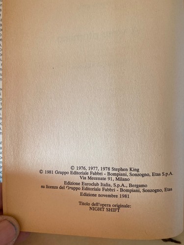 Libro A volte ritornano - Stephen King - Foto 3 di 3
