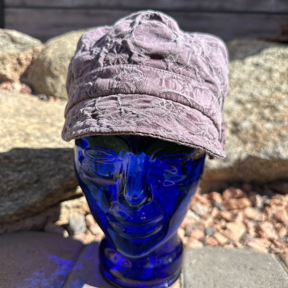 Sombrero Anthropologie Grace Sombreros Cabbie Newsboy Gris Púrpura Flor Aplique Foto 2 de 4