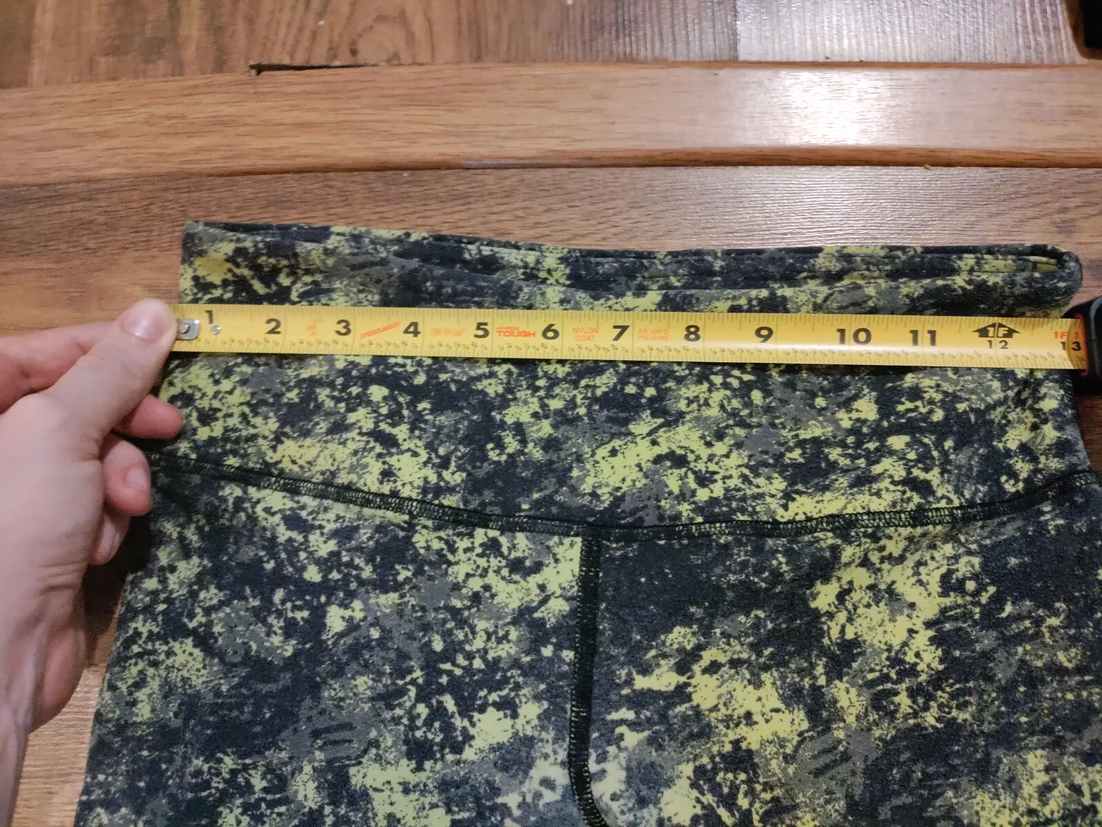 alo-yoga workout tie dye cropped comfy leggings