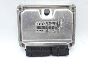 AUDI A6 Avant 4B5, C5 Motorsteuergerät ECU 0281011046 1039S01590 25492275