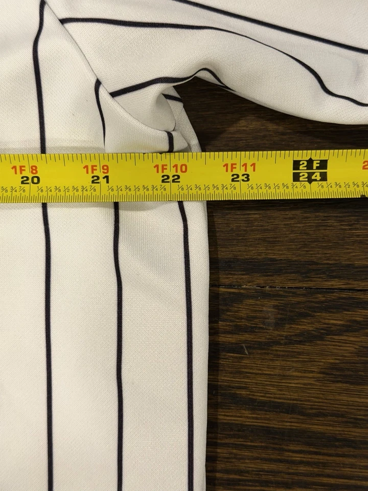 Camiseta de los Yankees de Nueva York Mediana M Blanca a Rayas Majestuosa MLB Béisbol Cosida Foto 3 de 4
