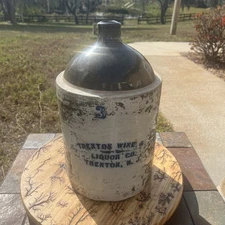 Vintage TRENTON WINE & LIQUOR CO. No. 3 Stencil Stoneware Crock Jug Trenton, NJ