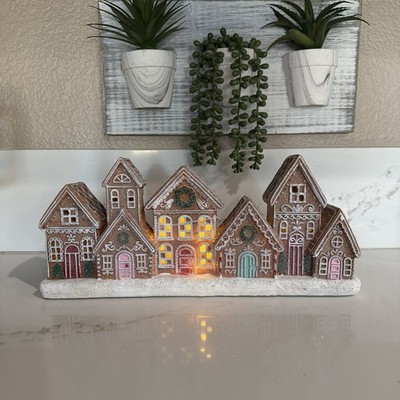 PEPPERMINT SQUARE Led Gingerbread Village/NIB