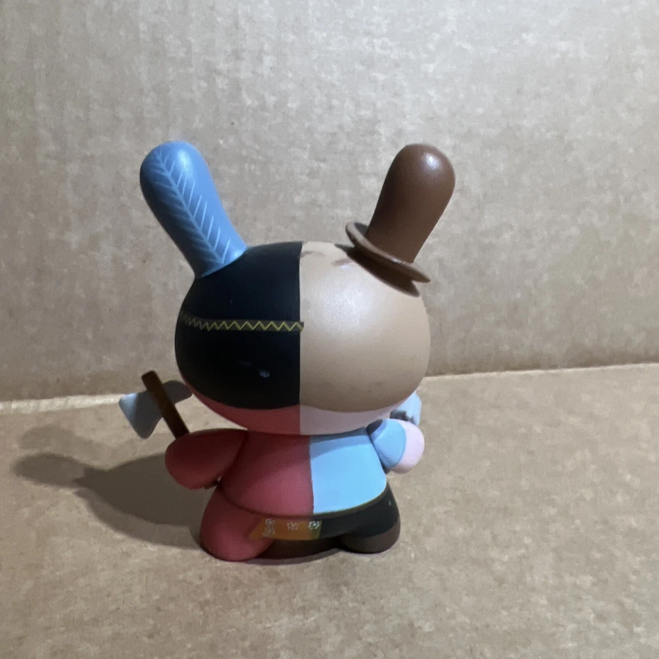 Figura Vinilo Kidrobot Dunny Serie 2010 Enemigos Unidos Michelle Valigura 3" Foto 3 de 4