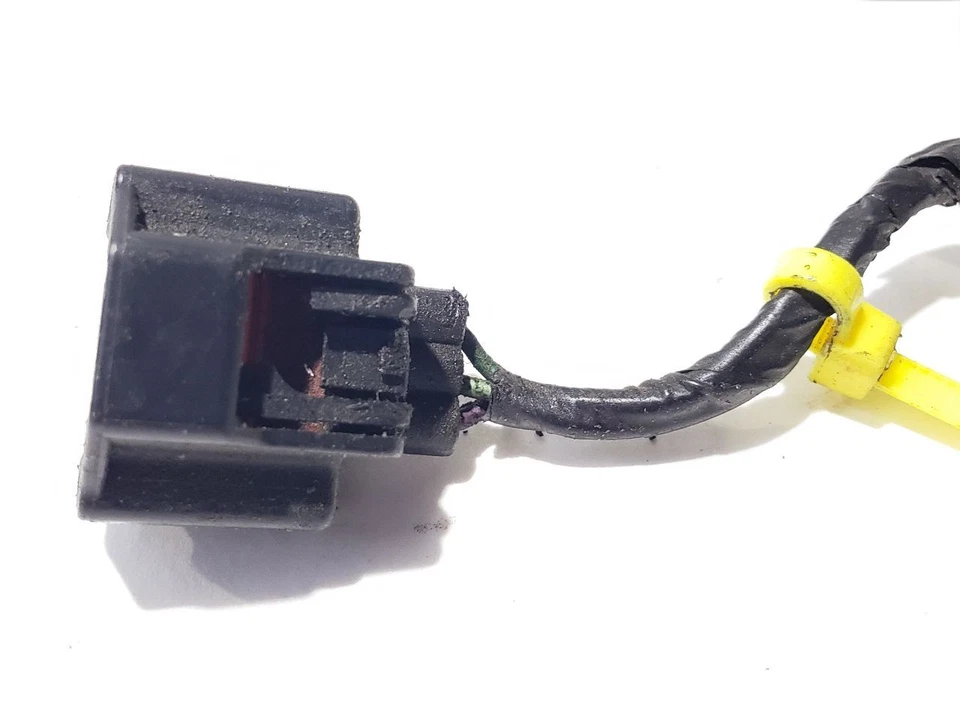 Infiniti M56 2012 OEM arnés de cableado del motor 5,6 L V8 3 clips de freno Foto 4 de 4