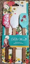The Pioneer Woman 3-Piece Mini Spatulas with Acacia Wood Handles Set Floral
