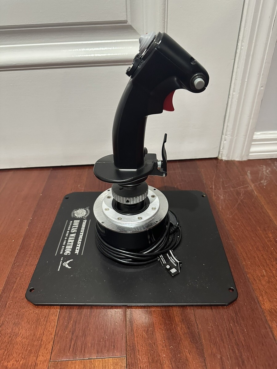 Thrustmaster HOTAS Warthog Flight Stick Throttle and Control Thrustmaster HOTAS Warthog Flight Stick Throttle and Control