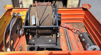BREVINI BWF Hoisting Winch, FASSI TF2000 Hook Block & Fixed Pulley Assy VR20CF12