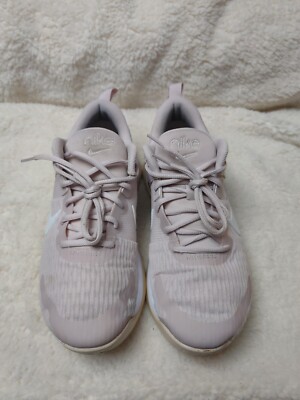 Size 10 Women's Nike Air Zoom Running Shoes