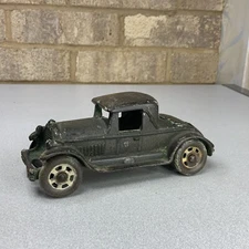 Vintage Antique? A.C. Williams? Rumble Seat Cast Iron Coupe 6 Inches Long