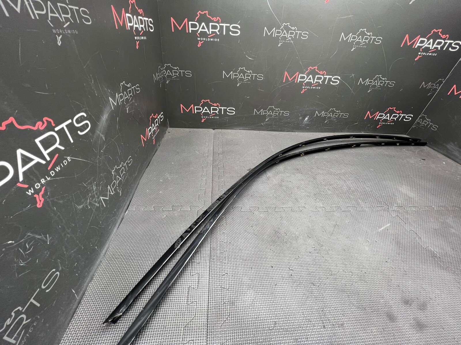 10-15 FERRARI 458 ITALIA ROOF GUTTER TRIMS MOULDINGS NERO DAYTONA 82275412