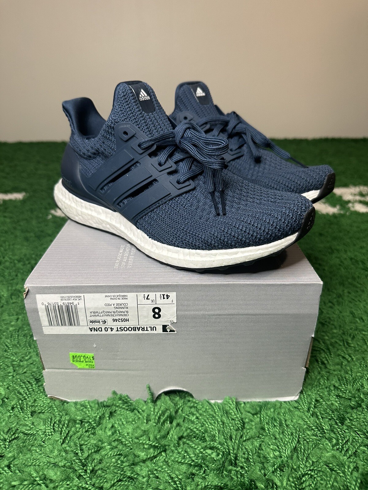 Adidas Men's Ultraboost 4.0 DNA Running Shoes Navy / White (H05246