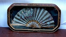 ANTIQUE 19c FRENCH VICTORIAN SILK HAND PAINTED FAN IN SHADOW GILT ORNATE FRAME