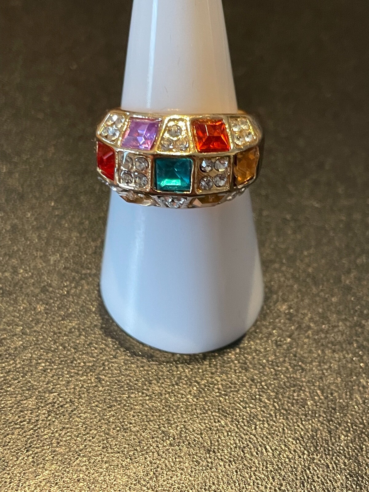 Stylish and Durable Ring for Every Occasion-image