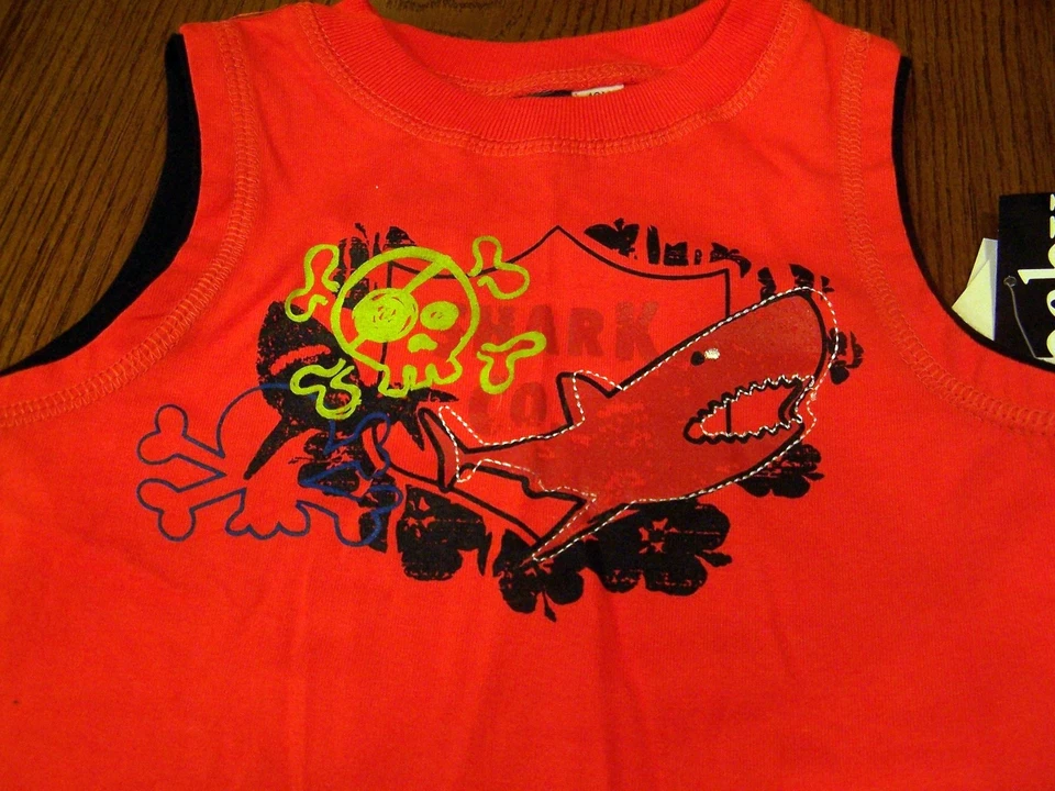 NUEVO CON ETIQUETAS BABY Q Naranja Tiburón Camisa y Azul Calavera Traje de Baño TRAJE BAÚLES 18 MOS Foto 2 de 3