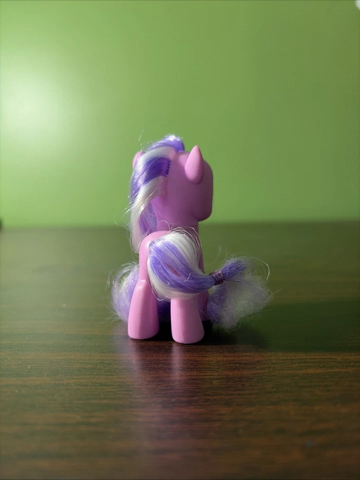 Boneca da moda tiara deslumbrante diamante escovável MLP G4 da Toys "R"Us - Imagem 3 de 4