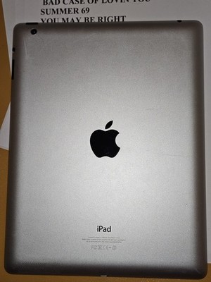 Apple iPad (4th Generation) A1458 32 GB, Wi-Fi, 9.7 in - Black for