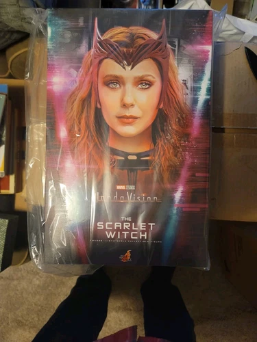 Hot Toys La Bruja Escarlata TMS036 - WandaVision Marvel - Escala 1/6 - Sellado NUEVO