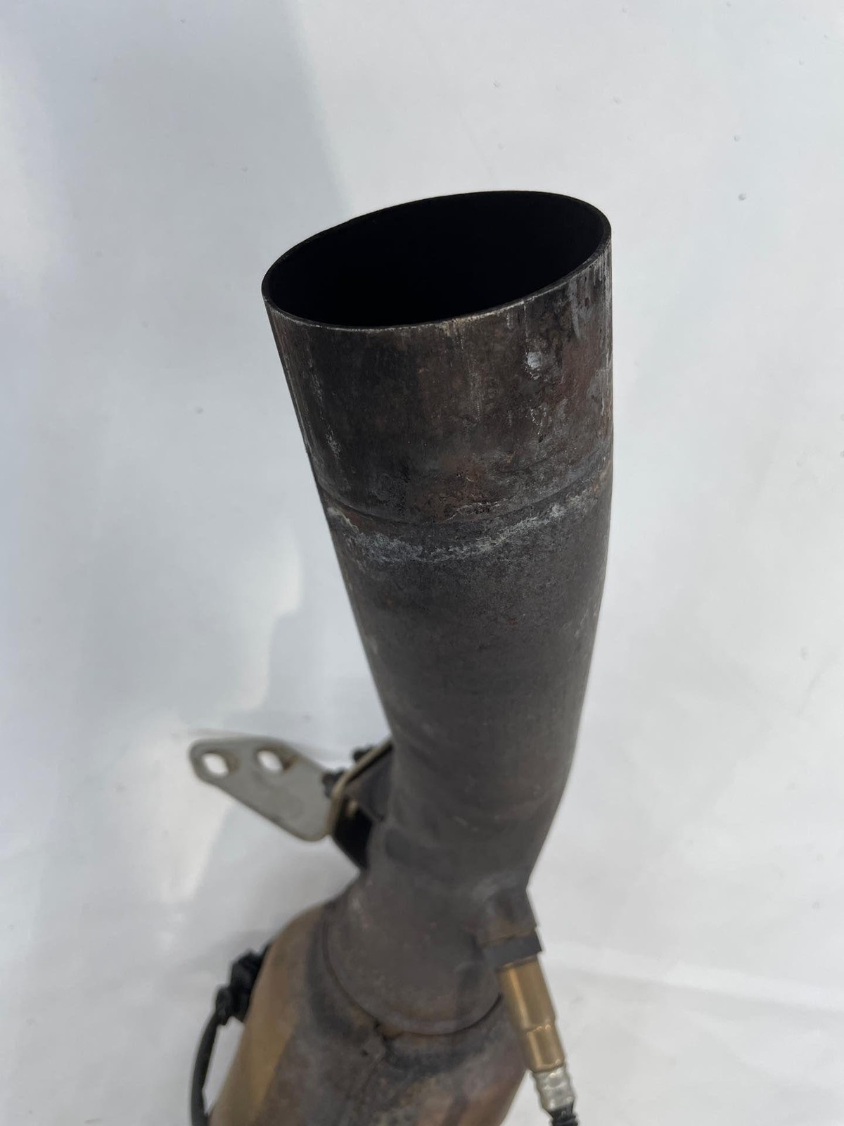 2014-2020 Maserati Quattroporte Left Catalytic Converter W/ O2 Sensor LH OEM