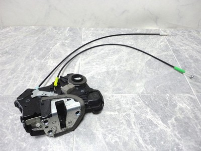 TOYOTA VOXY/NOAH AZR60G Genuine Door Latch Lock Actuator Front