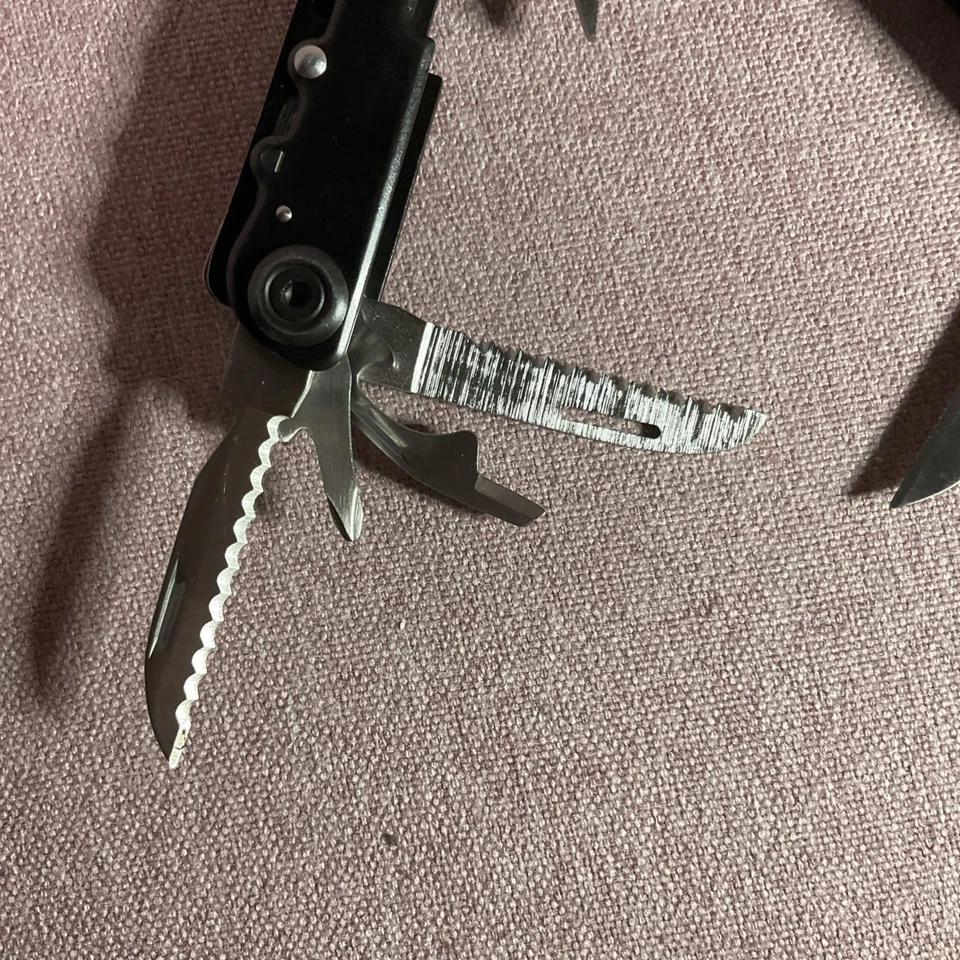 Navaja de Bolsillo Columbia 14 Funciones Multi Herramienta Excelente Estado Foto 3 de 4