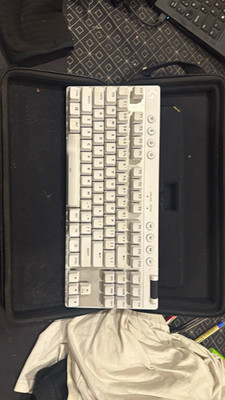Logitech G PRO X TKL LIGHTSPEED Wireless RGB Mechanical Gaming Keyboard   white