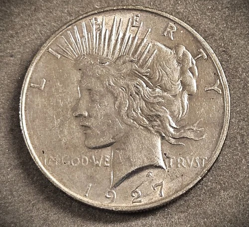 1927-D PEACE SILVER DOLLAR * AU - MS COIN *  (7564)