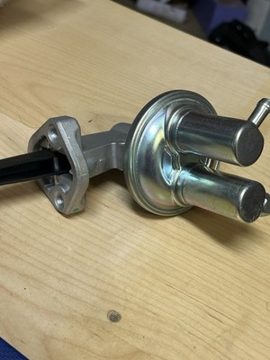 1964-68 Mopar 8-Cylinder Big Block Fuel Pump. Carquest Brand